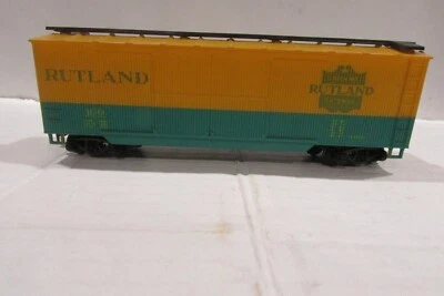 HO Scale AHM 5298-G Double Door Box Car RUTLAND - Image 1 of 4