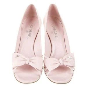 Vintage Chanel 2004 Light Pink CC Bow Open Peep Toe High Heel Pump size EU 36 - Picture 1 of 3