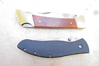 Cuchillos de hoja de bloqueo plegables de una sola balda Foto 1 de 4