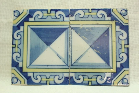 Pair Antique hand painted portuguese traditional Azulejo blue tile XVIII Cover