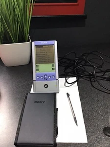 Sony CLIE PEG-S300/E portable Palm alimenté très bon état. Bel exemple entièrement fonctionnel. - Photo 1 sur 9
