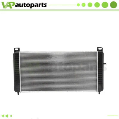 Radiador nuevo para Chevrolet Suburban 1500 2000 2001 2002 2003 2004 05-14 Foto 1 de 4