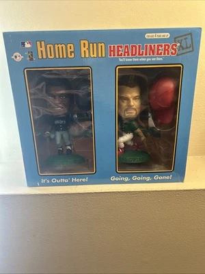 Home Run Headliners 1998 Ken Griffey Jr  Mark McGwire w/ Hats Mariners Cardinals - Image 1 of 4