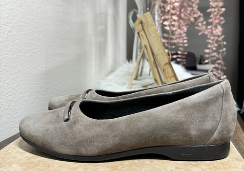 Ballerine Clarks donna 9 5 M Darcey Way destrutturate pelle scamosciata comode tortora