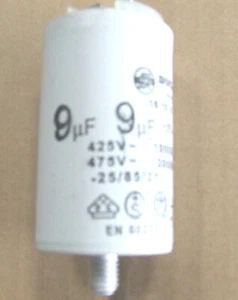 9 MF CONDENSATORE DI SPUNTO PER MOTORI ELETTRICI 9 mf 425 volts - Bild 1 von 1