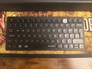 Kensington K75502UK Dual Compact Wireless Bluetooth Keyboard UK Black - Picture 1 of 2