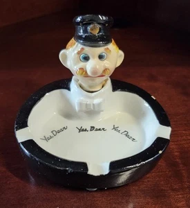 Rare Vintage White Tie Gentleman Nodding Head "Yes Dear" Ash tray - 3" Tall - Picture 1 of 12