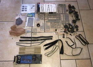 LOT D’ACCESSOIRES MILITAIRE AU 1/35 WW2 NEUF ET OCCASION TAMIYA DRAGON - Bild 1 von 9