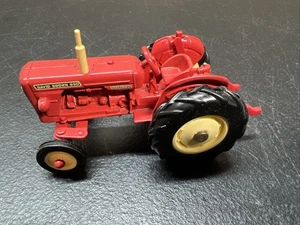  Ertl Vintage Tractors 1/32  David Brown 990 Implematic  - Picture 1 of 24