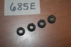1993 Kawasaki KLF 400B Bayou Wheel Lug Nuts OEM 93 A - Imagen 1 de 3