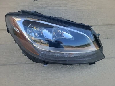 15 16 17 18 2015-2018 Mercedes-Benz C-Class HALOGEN Headlight Aftermarket C52 - Imagem 1 de 4