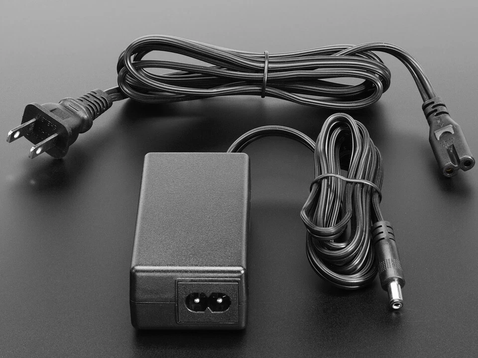 NOVO lote de 10 (TEN), fontes de alimentação 5V 4A com conector de 5,5 x 2,1 mm para tira de LED - Imagem 1 de 4