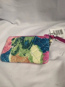 Vera Bradley 4”x 5” Quilted Change, Coin Purse Zippered Closure retired Women's - Picture 1 of 4
