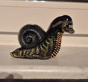 Gartenzwerg Gartenschnecken-Alien Snailien Actionfigur aus Resinharz 14cm NEU - Bild 1 von 2