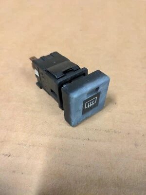 Rear Defrost Switch 161.14.44.042.00 For Alfa Romeo Milano 2.5 1986 1987 1988 - Image 1 of 4