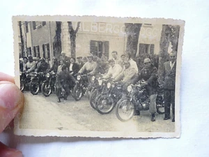 VINTAGE PHOTO OLD VINTAGE MOTORCYCLE MOTORCYCLE MOTORCYCLE GILERA RACING RACE - Picture 1 of 3