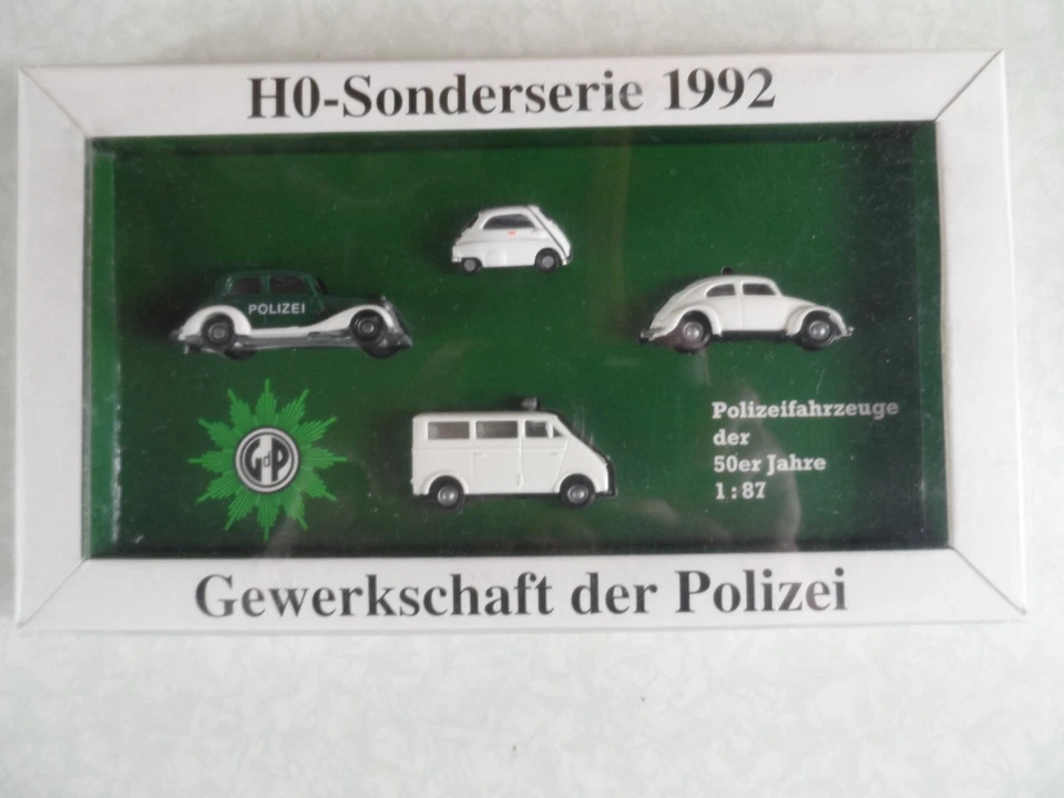 Praline Sonderserie 1992 Polizeifahrzeuge der 50er Jahre OVP 1:87 Spur H0  #84 - Bild 1 von 4