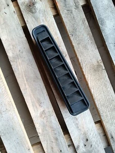 15756444 Entlüftung Lüftungsgitter hinten 2004 Hummer H2 6.0 - Bild 1 von 3