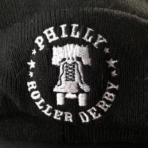 Seltene Philly Black Roller Derby Beanie Rodel TOP - Bild 1 von 5