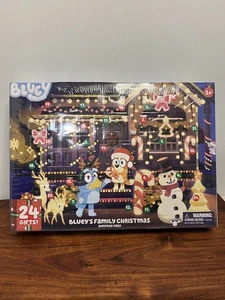 BLUEY FAMILY CHRISTMAS ADVENT CALENDAR 24 Gifts Lighted House BBC studios - Picture 1 of 6