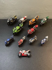 HUGE Lot of 11 Maisto 1:18 & 1:12 Motorcycles Street Bikes FREE SHIPPING LOOK!! - Picture 1 of 24