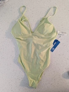 Traje de baño Cupshe de una pieza para mujer grande verde inmersión cuello en V botón detalle nuevo con etiquetas - Imagen 1 de 2