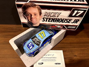 Ricky Stenhouse Jr 2017 #17 Fifth Third Bank 1/24 NASCAR Cup Autographed - Picture 1 of 1