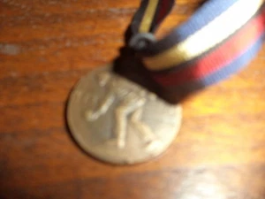 Vintage British Medal Badge Charm LAWN BOWLING NECKLACE PENDANT LONDON RIBBON - Picture 1 of 5