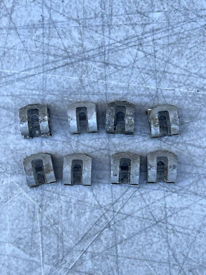 1998 MERCEDES-BENZ S320 W140 REAR BUMPER COVER UPPER MOLDING RETAINERS CLIPS OEM - Image 1 of 3