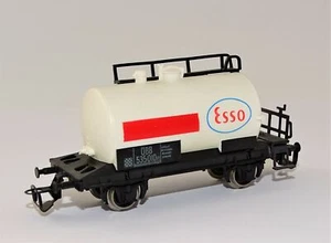 Berliner  4415 TT Bahnen Kesselwagen Esso DB Güterwagen neu OVP - Picture 1 of 1