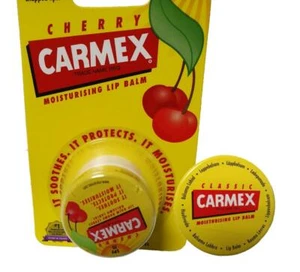 Carmex Moisturising Lip Balm Pot, Long-Lasting Relief for Dry, Chapped Lips - Bild 1 von 4