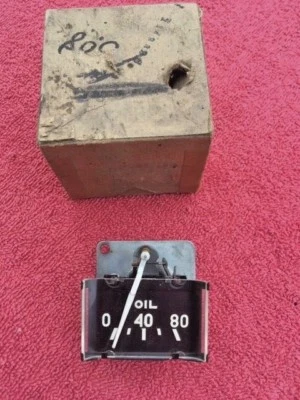 1946 1947 1948 Plymouth Deluxe Special P15 NOS medidor de presión de aceite tablero  Foto 1 de 4