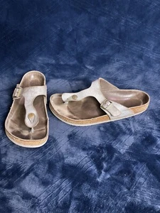 Birkenstock Gizeh Sandals Women’s 11 EU 42 Silver Distressed Leather Flip Flop - Picture 1 of 19