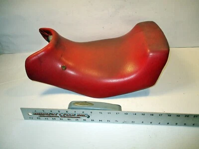 SUZUKI GSX600F KATANA FRONT DRIVER SEAT 45100-19C00-4VP GSX600 GSX 600 F lm Foto 1 de 4