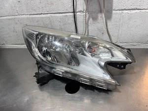 Nissan note 2014 right/driver side headlight 89907548 (S5521) - Picture 1 of 5