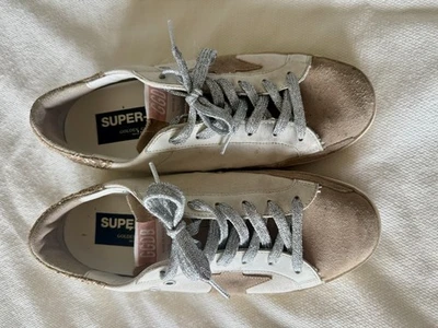 Golden Goose Superstar camurça marrom e glitter dourado 38 - Imagem 1 de 4