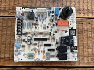Furnace Control Circuit Board 1194-83-2005A 62-104058-02 1194-200 Rheem - Picture 1 of 3