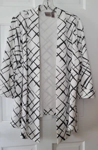 Túnica Chico's Easywear estampado negro blanco frente abierto encogerse de hombros talla 2 - Imagen 1 de 4