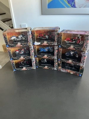 Konvolut 9x New Ray INDIAN  Motorrad Modelle Maßstab 1:32 - Bild 1 von 4