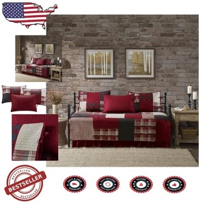 Gestepptes Tagesbettbezug-Set mit Bettrock & Kissenbezügen - klassischer Kabinen-Lifestyle-Charme - Bild 1 von 10