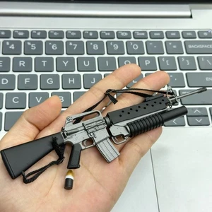 1/6 Scale M16A1+M203 Machine Rifle Plastic Weapon Model for 12" Action figures - Picture 1 of 6
