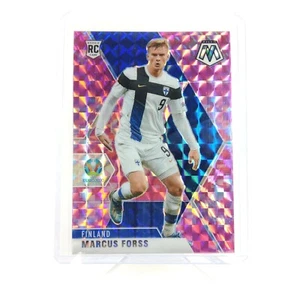Panini Mosaic 2021 UEFA EURO Fútbol Rosa Prizm Macus Forss #43 Finlandia 🇫🇮 - Imagen 1 de 2