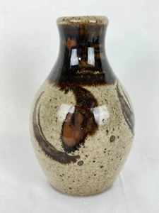 Jarrón de flores de brote moderno de cerámica de estudio marrón pequeño de 4,5" hecho a mano - Imagen 1 de 7