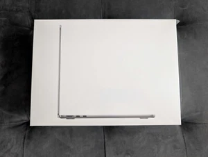 New Apple-MacBook Air 13-inch Apple M2 chip, 16GB Memory, 256GB SSD - Space Gray - Afbeelding 1 van 5