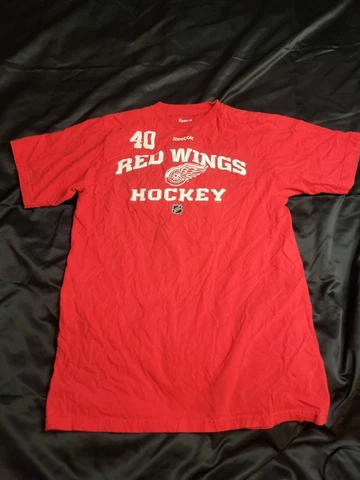 Detroit Red Wings Henrik Zetterberg Shirt Adult Medium Red Reebok Men Cover