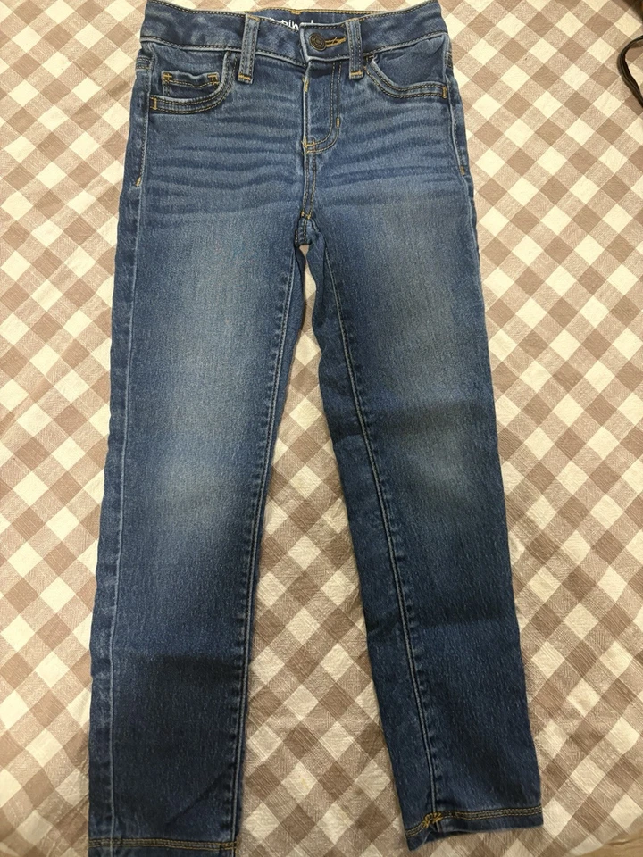 Jeggings de mezclilla lavados oscuros Jumping Beans para niñas talla 5  Foto 1 de 3