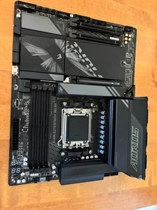 Aorus X870E AORUS ELITE WIFI7 Płyta główna Gniazdo AM5 X870E DDR5 S-ATA 6Gbs ATX - Zdjęcie 1 z 5