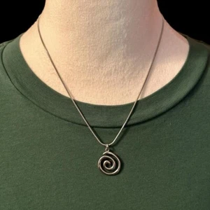 Spirale Wirbel Wirbel Anhänger Halskette verstellbar Schlangenkette Silber Unisex Damen - Bild 1 von 10
