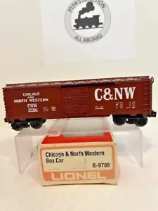 LIONEL 6-9786 #2 ~CHICAGO & NORTH WESTERN BOX CAR~BLT 1-77~NEW~ IN ORIG.BOX - Picture 1 of 2