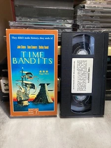Time Bandits VHS Tape Terry Gilliam, Sean Connery, John Cleese, Shelley Duvall - Picture 1 of 2
